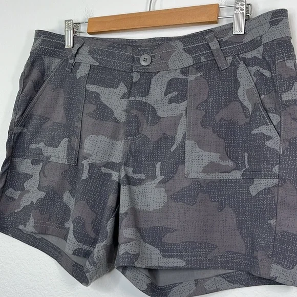 prAna Women's Olivia Short Gravel Camo size 14 Outdoors Hiking Camping - Picture 3 of 8